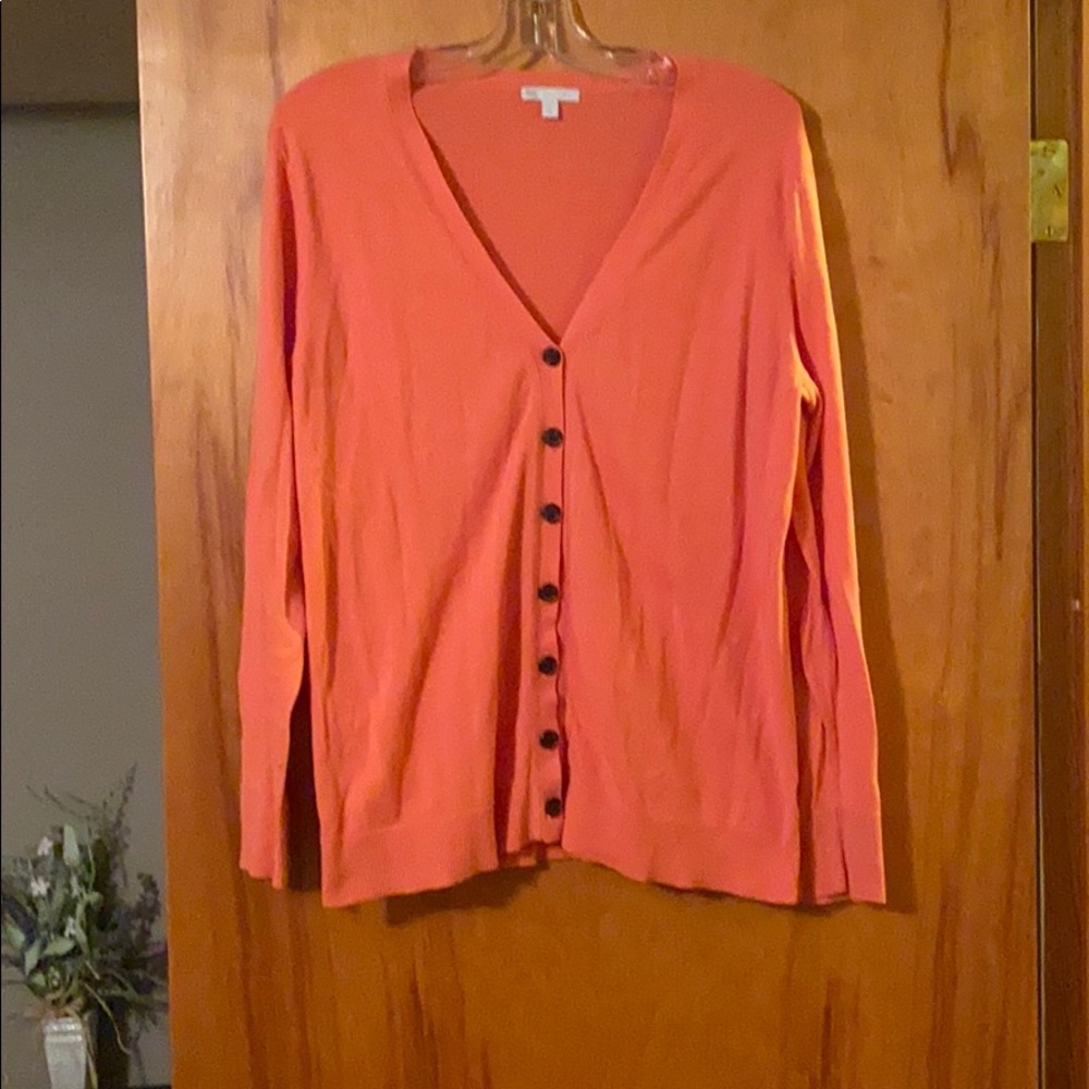 Gap cardigan lightweight sweater